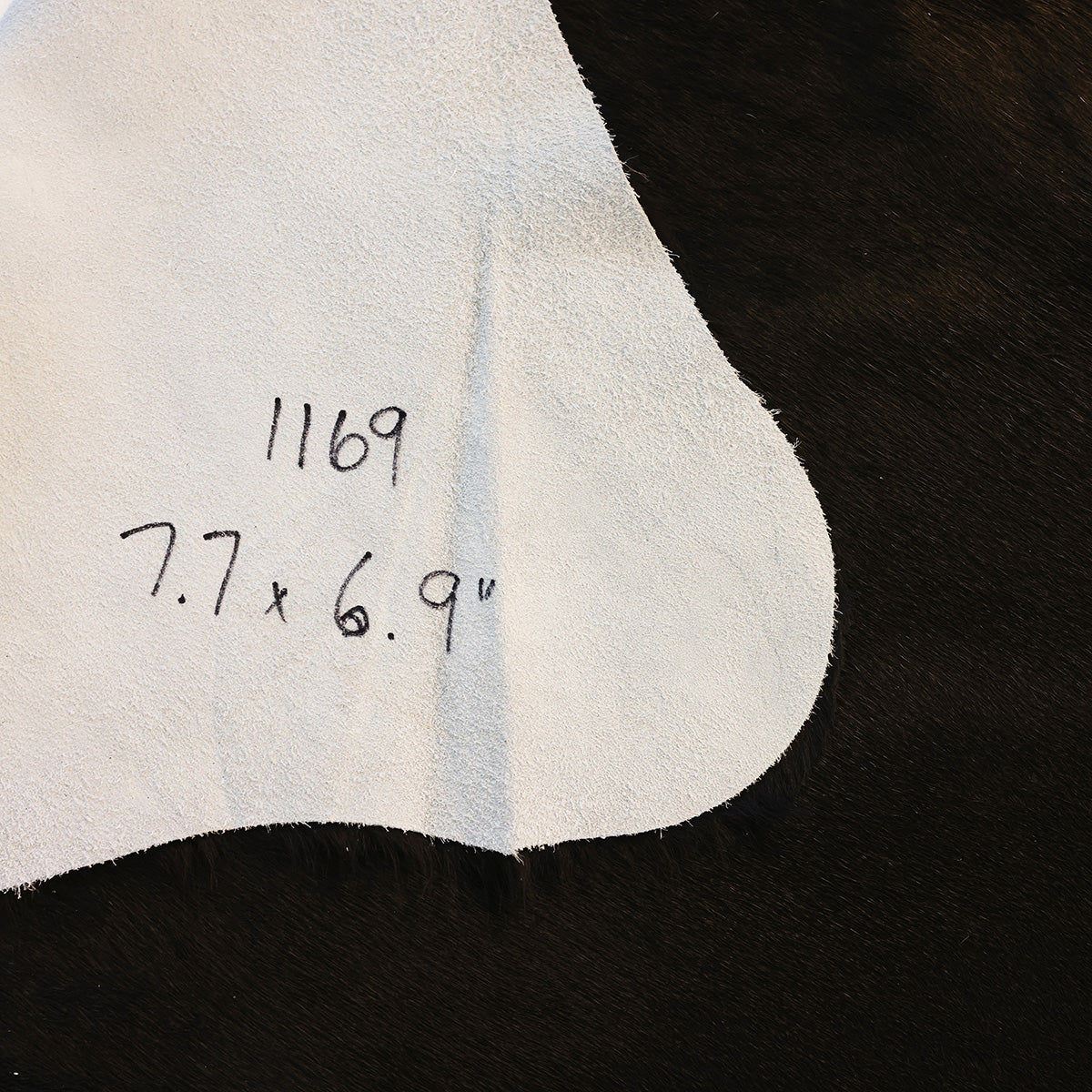 Natural Brazilian Cowhide Pattern 1169 (Dark Brown Brindle)