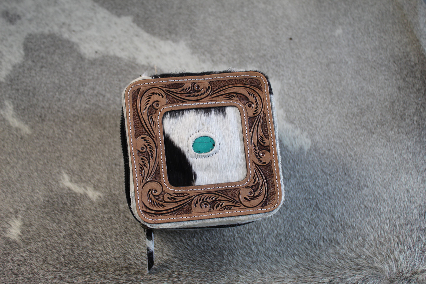 Embossed Leather Jewelry Box Black and White 2