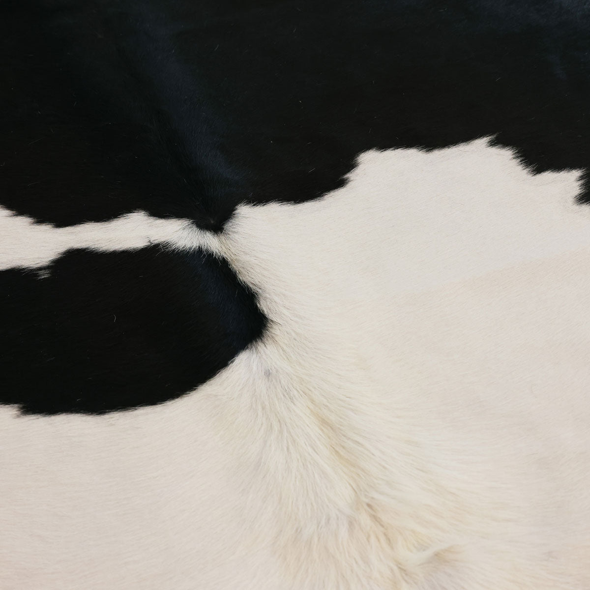 1102 Natural Brazilian Cowhide Pattern 1102 (Black and White)