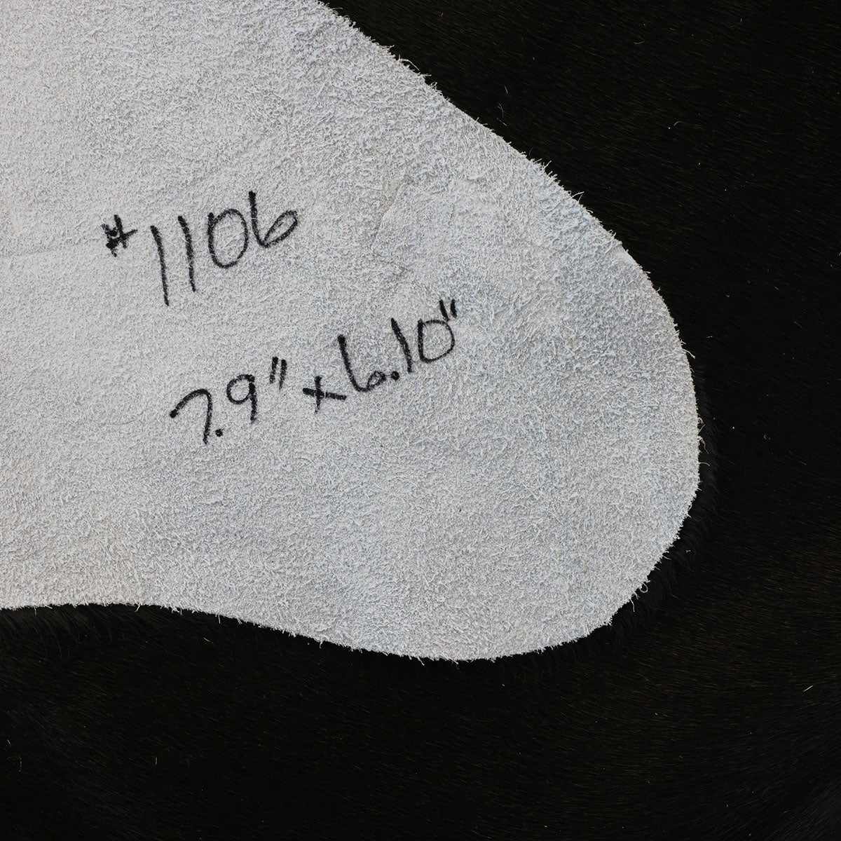 Natural Brazilian Cowhide Pattern 1106 (Black and White)