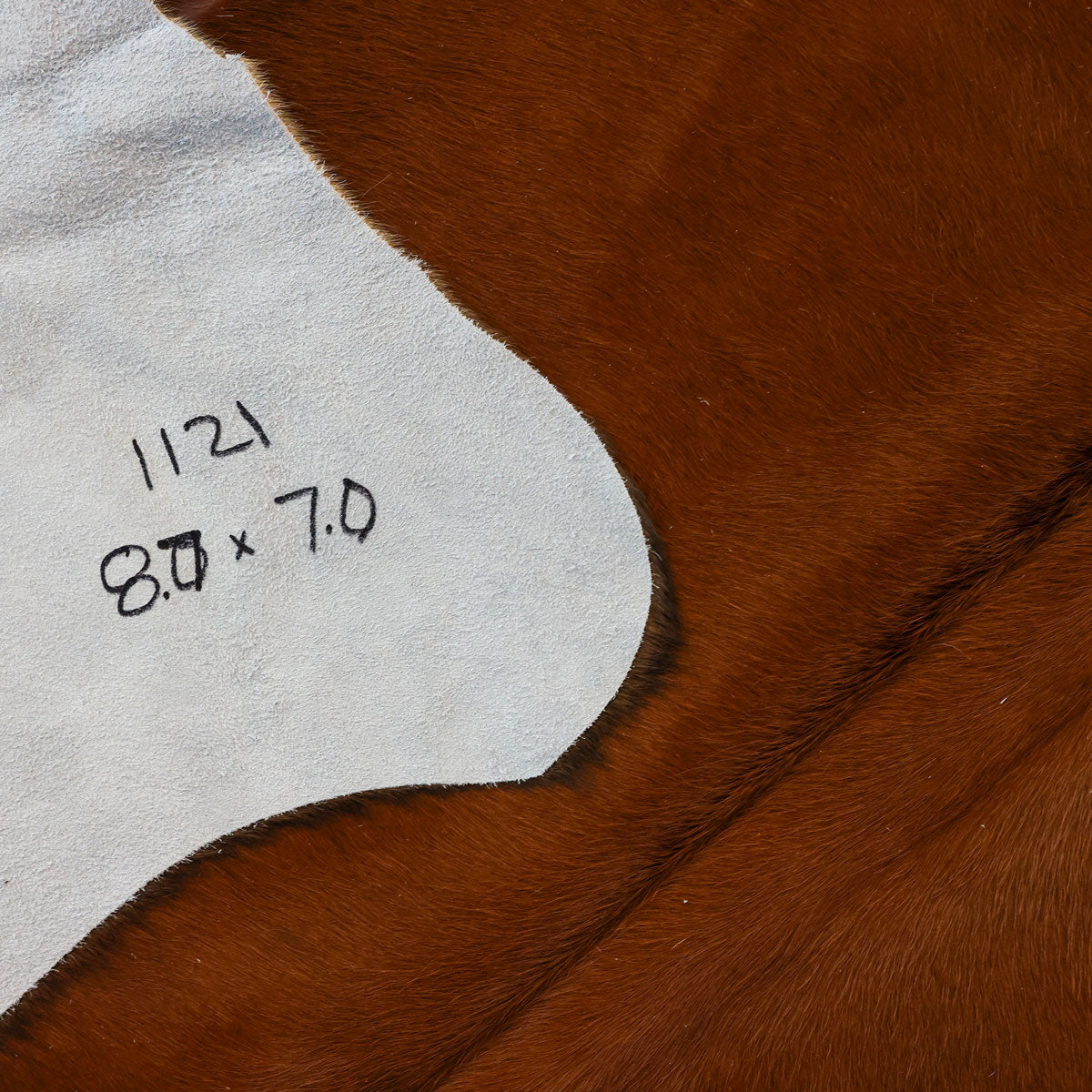 Natural Brazilian Cowhide Pattern 1121 (Golden Brown)