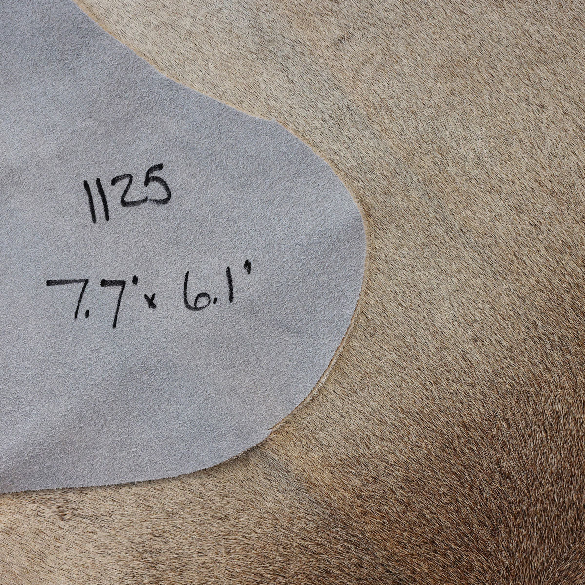 Natural Brazilian Cowhide Pattern 1125 (Grey)