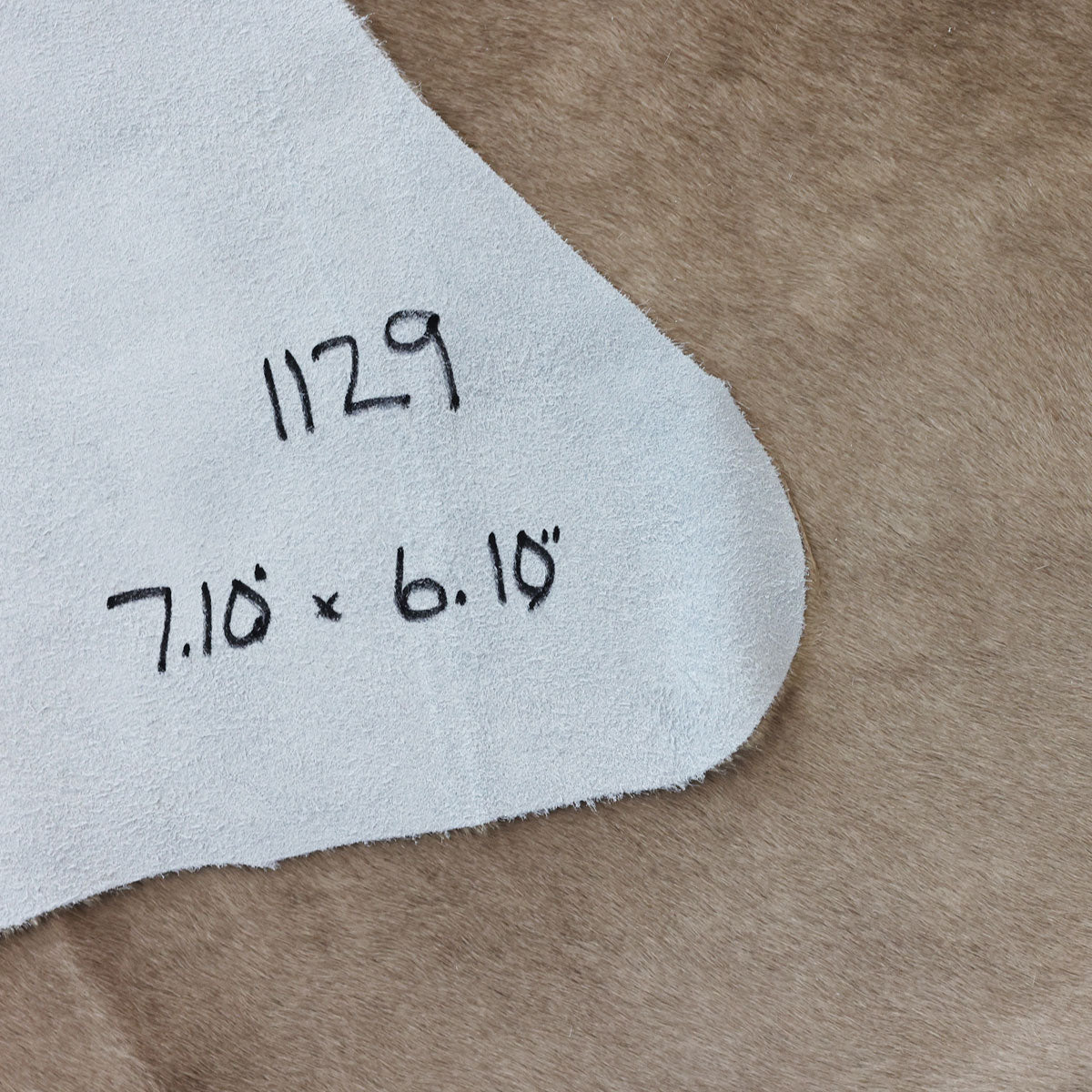 Natural Brazilian Cowhide Pattern 1129 (Grey Brown Brindle)