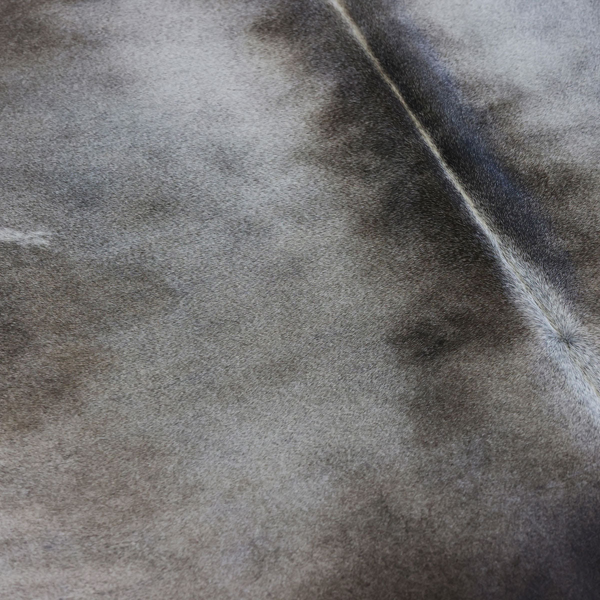 Natural Brazilian Cowhide Pattern 1160 (Grey Brown Brindle)