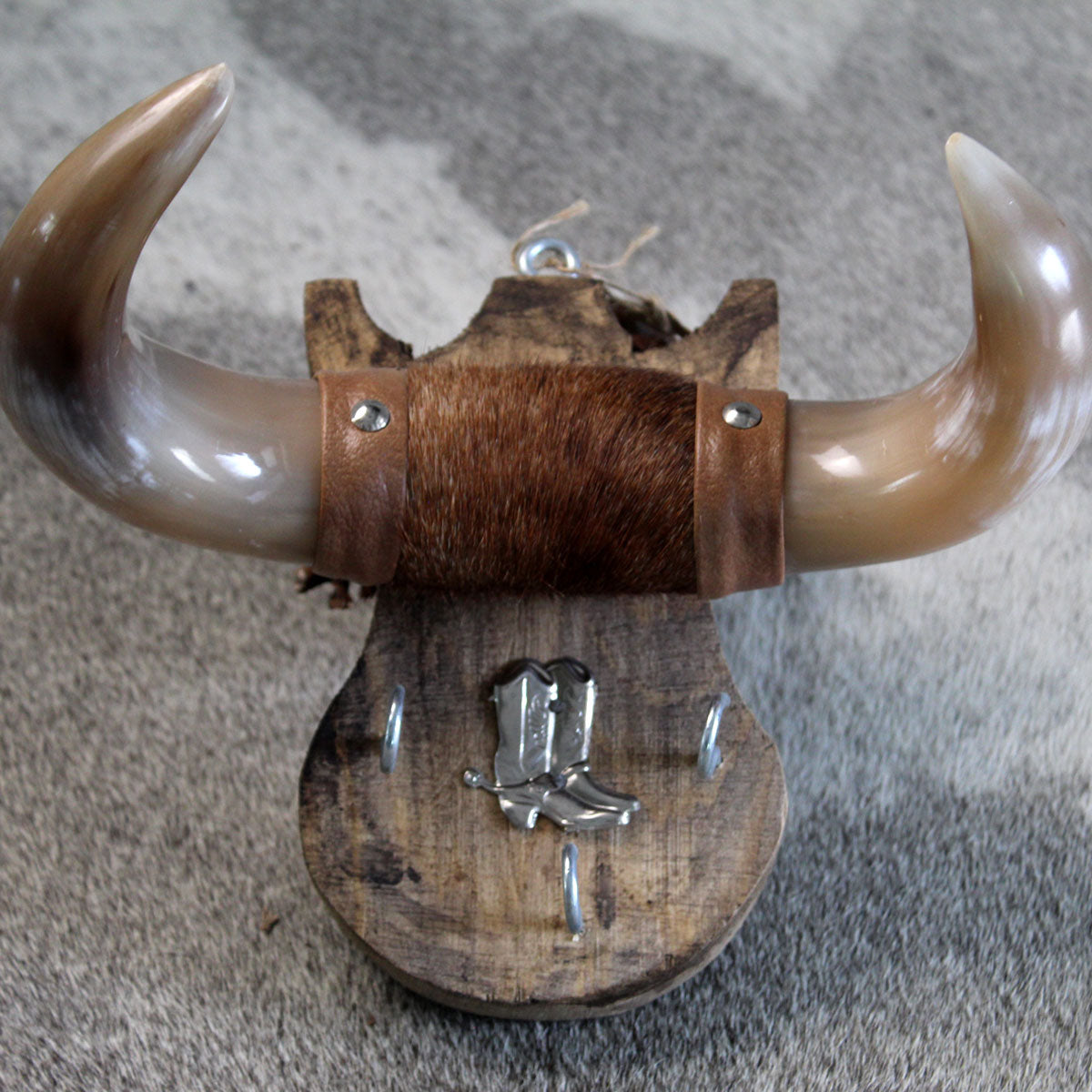 Small Horns Keyholder Boot 2