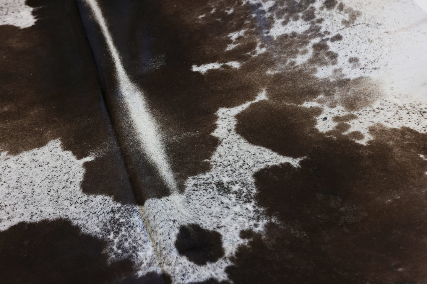 Natural Brazilian Cowhide Pattern 1163 (Grey Brown Brindle)