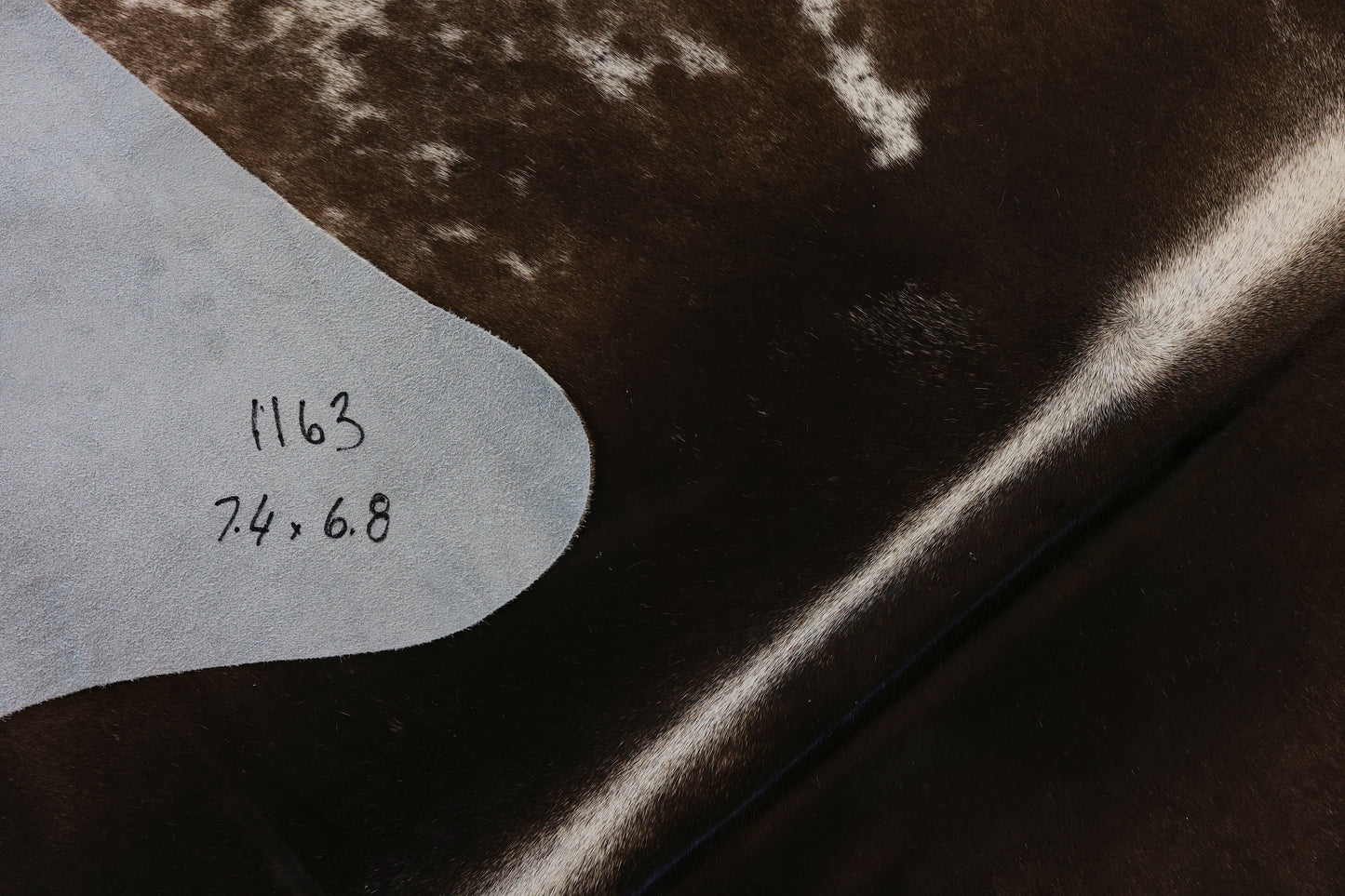 Natural Brazilian Cowhide Pattern 1163 (Grey Brown Brindle)