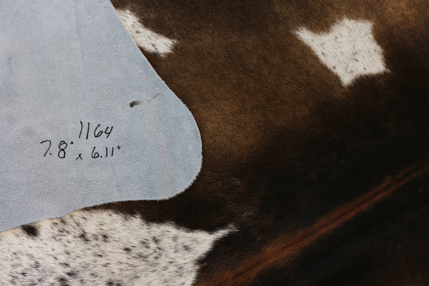 Natural Brazilian Cowhide Pattern 1164 (Grey Brown Brindle)