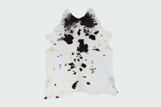 Natural Brazilian Cowhide Pattern 1175 (Black and White)