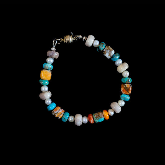 7" Kingman Spiny Oyster Turquoise & Freshwater Pearl Bracelet with Magnetic Clasp 158