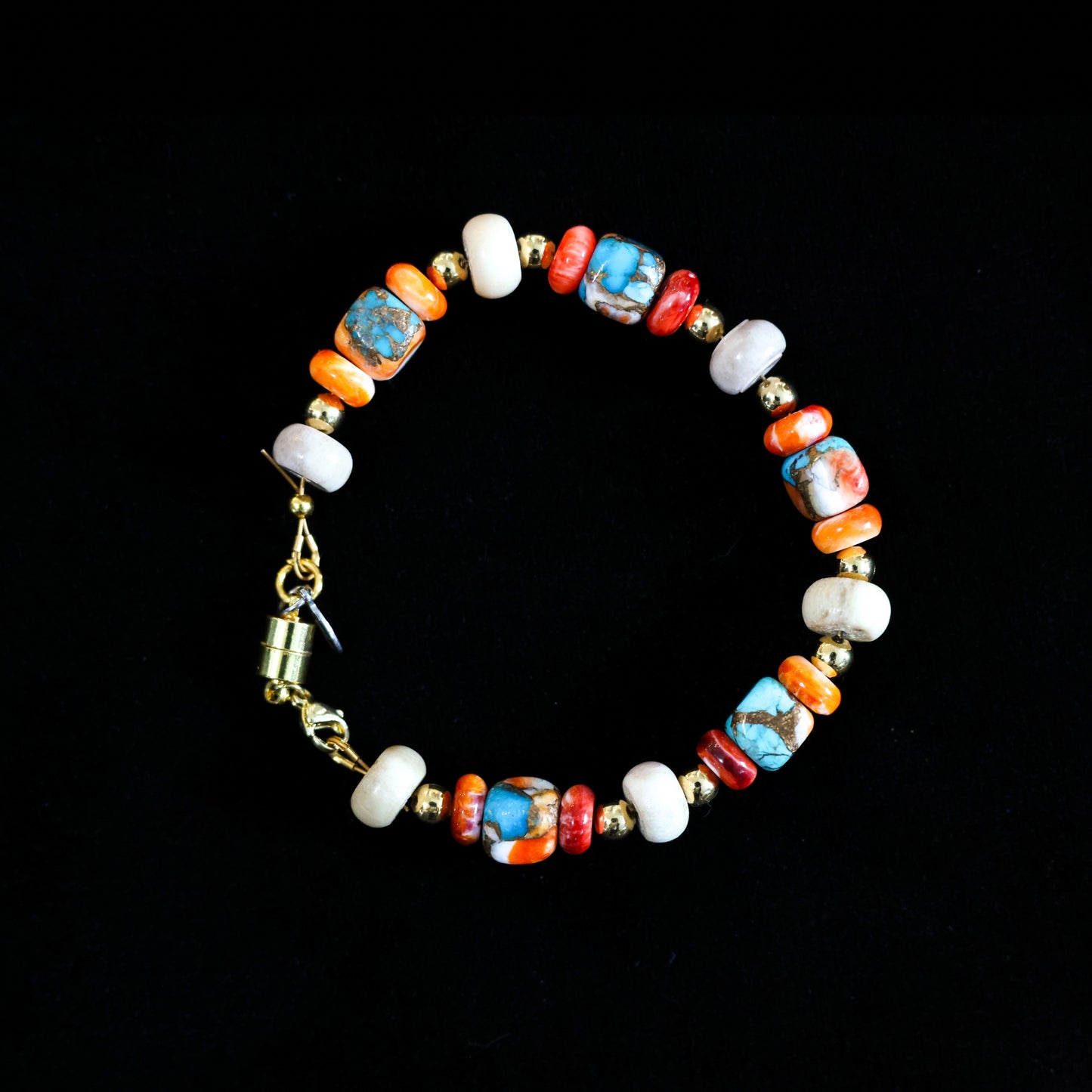 7.5" Kingman Spiny Oyster Turquoise Bracelet with Gold Magnetic Clasp 159