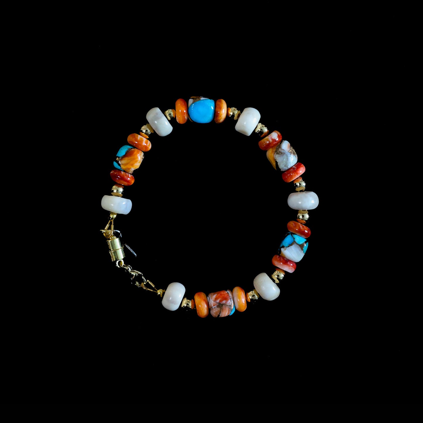 7" Kingman Spiny Oyster Turquoise Bracelet with Gold Magnetic Clasp 162